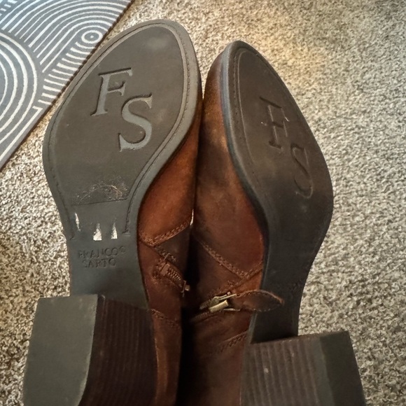 Franco Sarto Huette Brown Oiled Leather Zip Ankle Boots Womens Size 8 - Picture 3 of 6